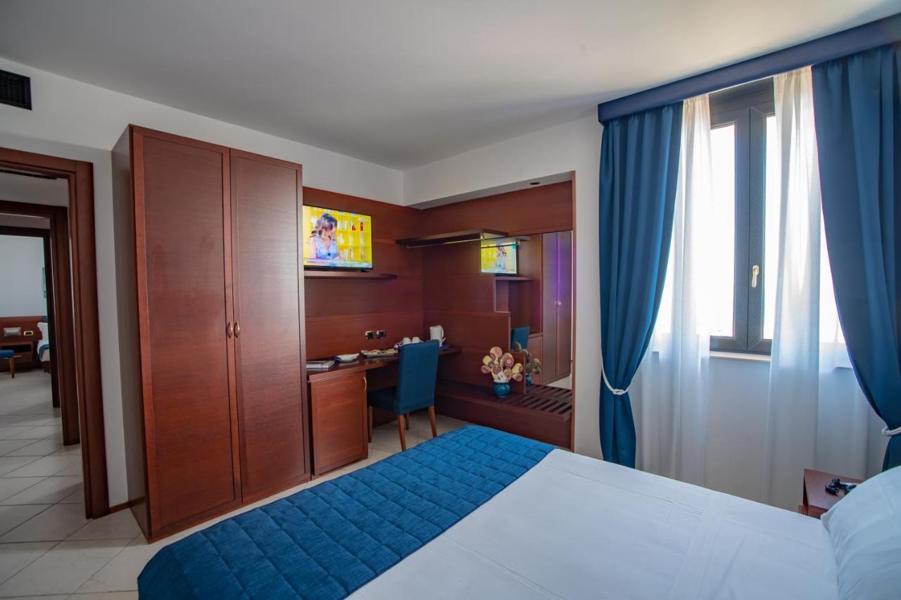 Best Western Hotel Nettuno Brindisi Exterior foto