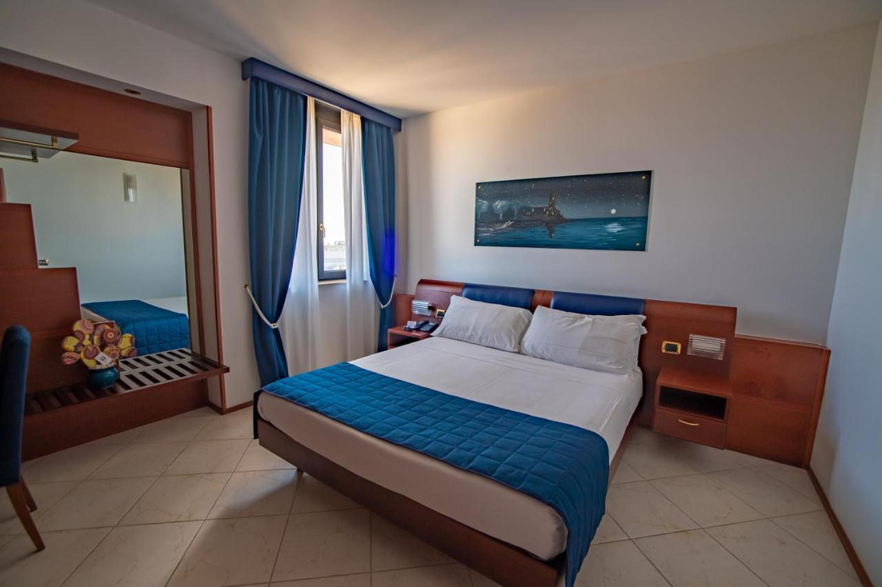 Best Western Hotel Nettuno Brindisi Exterior foto