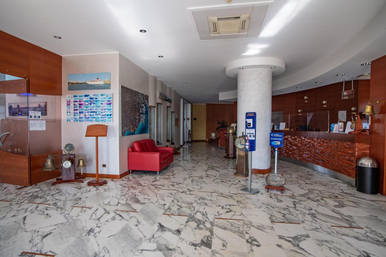 Best Western Hotel Nettuno Brindisi Exterior foto