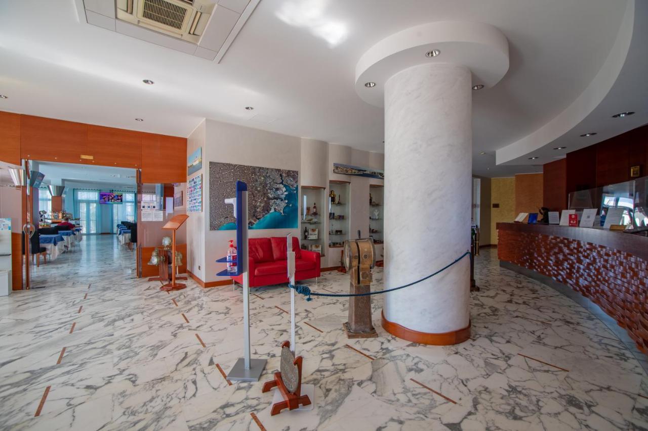 Best Western Hotel Nettuno Brindisi Exterior foto
