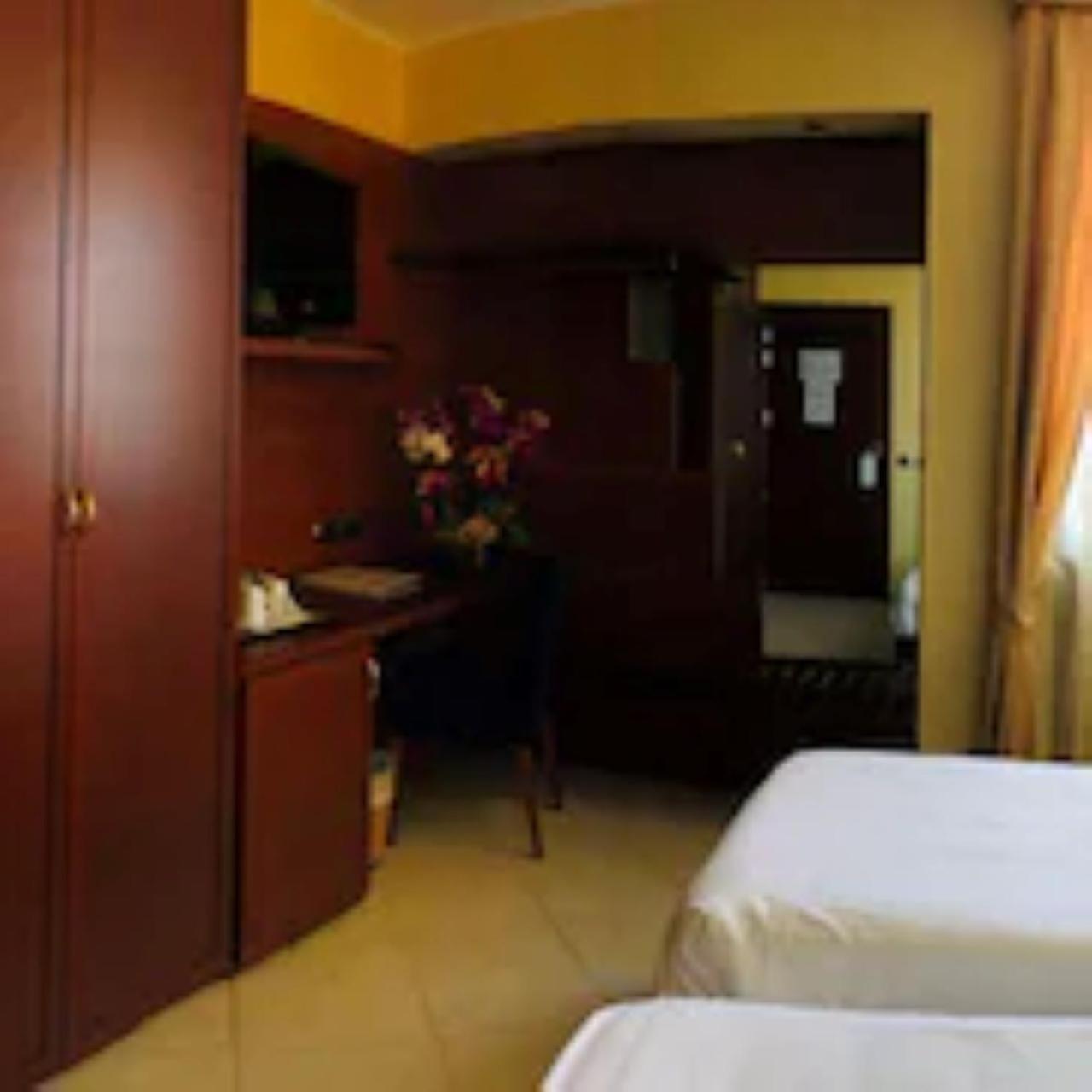 Best Western Hotel Nettuno Brindisi Exterior foto